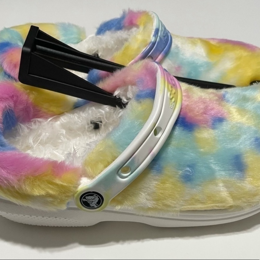 crocs size 8 - Picture 4 of 5